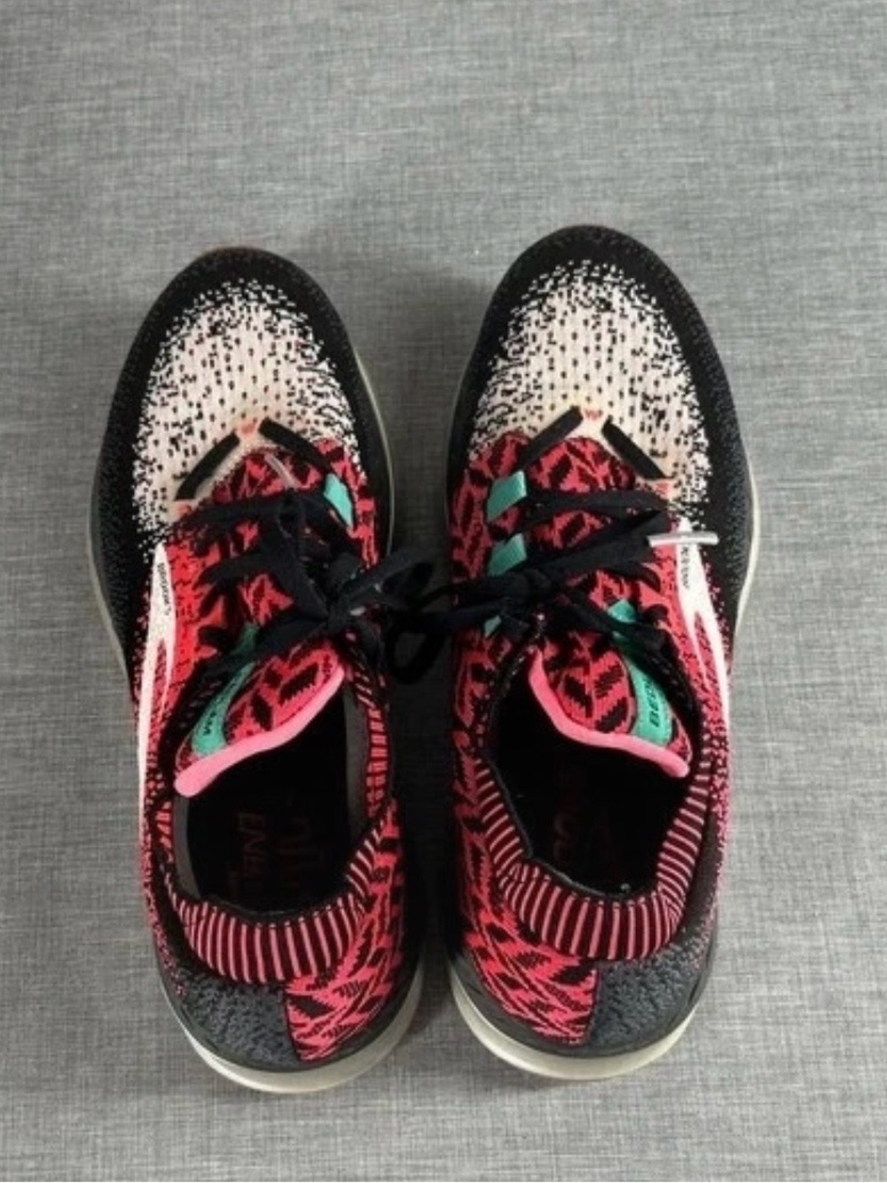 Brooks Women's Black and Pink Patterned Knit Running Sneakers